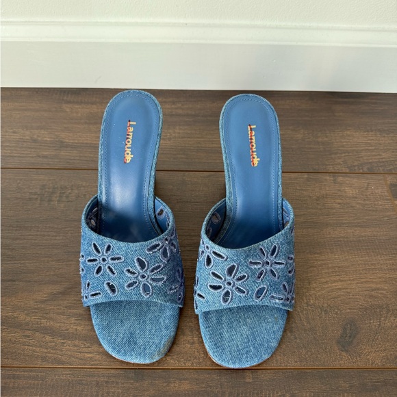 Larroude Jackie Wedge Sandal - Picture 5 of 12